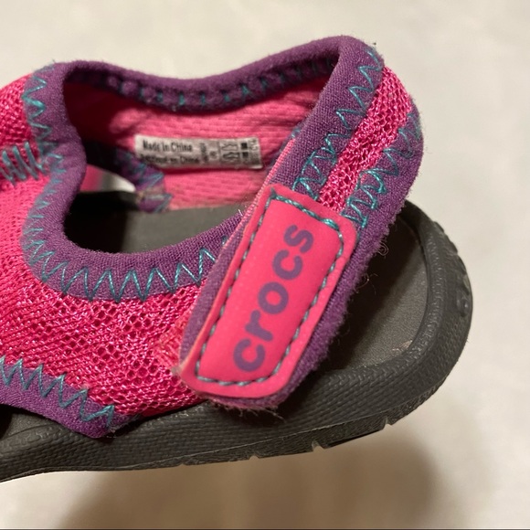 Crocs Kids' Swiftwater Sandal | Water Shoes | Slip On Kids' Sandals - Picture 8 of 16